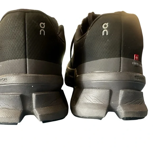 Sold On Cloud Monster Sneakers Womens 9.5 Black Running trainers Sporty - Picture 7 of 14